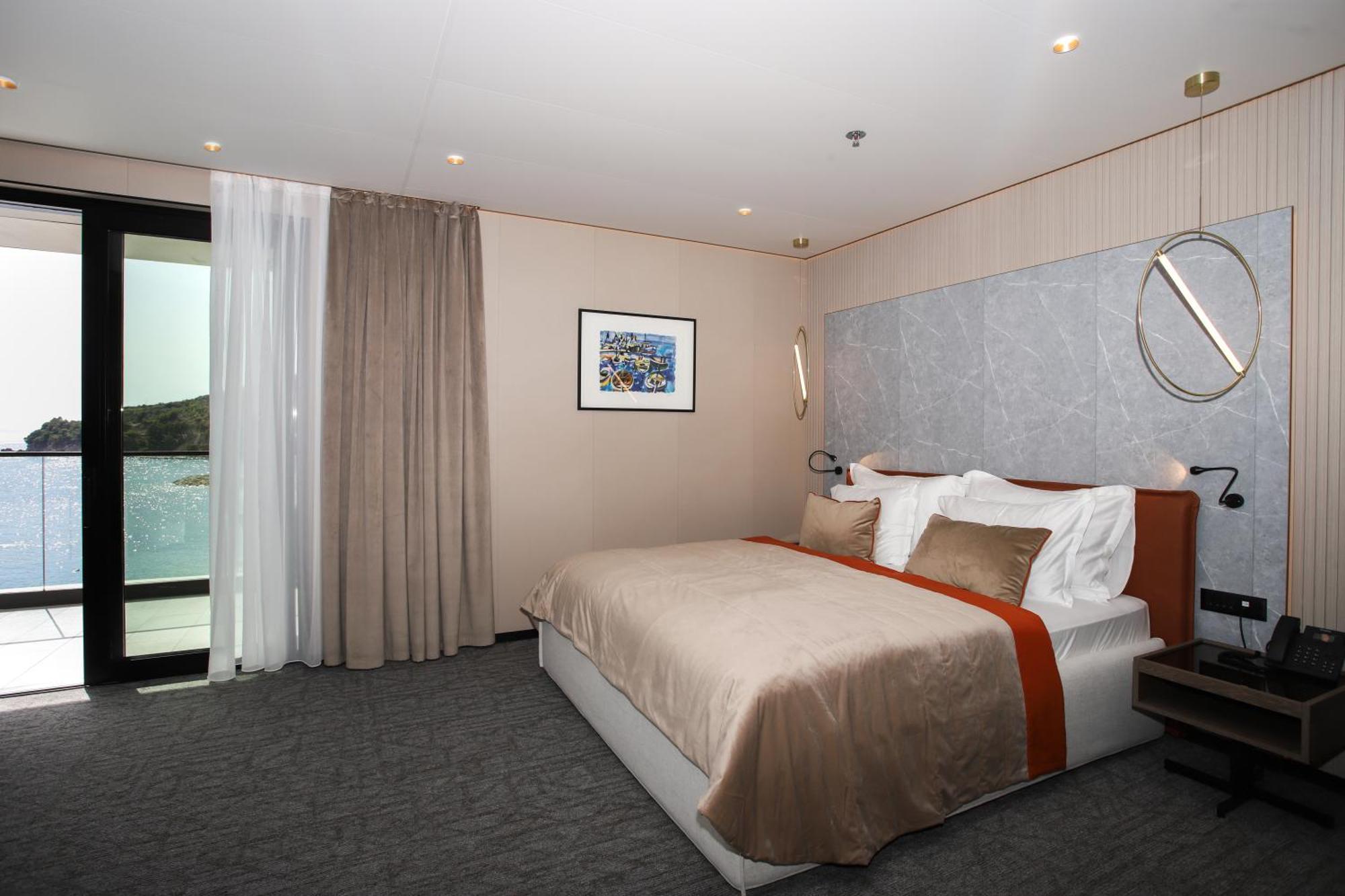 Hotel Medistone Omiš Esterno foto