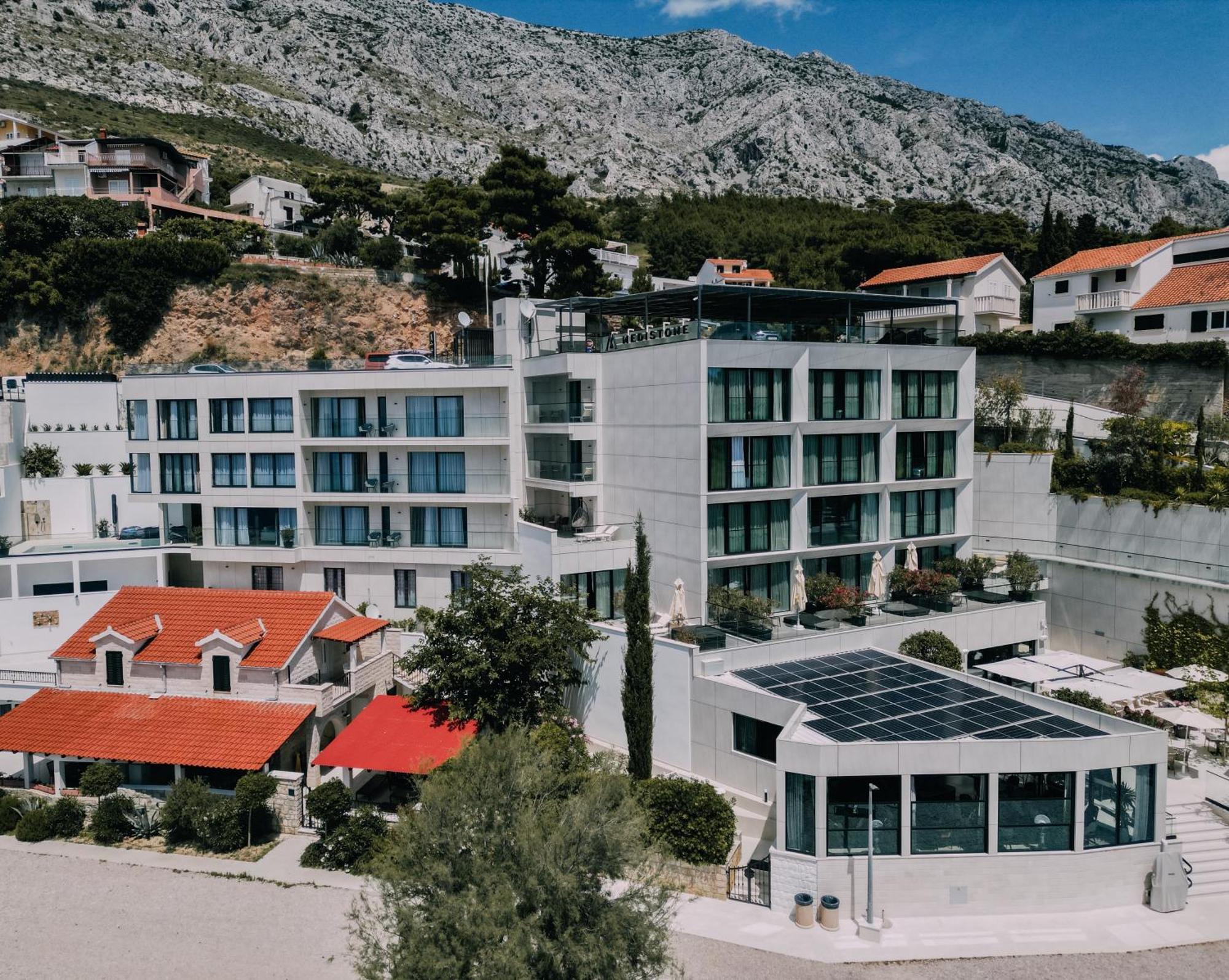 Hotel Medistone Omiš Esterno foto